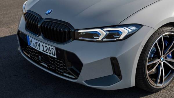 Рестайлинг BMW 3-серии G20: новый салон и фейслифтинг 120 4715066b18e102d1685fc35635ff1818