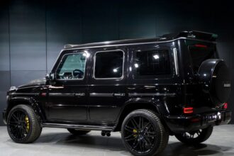 Brabus 700