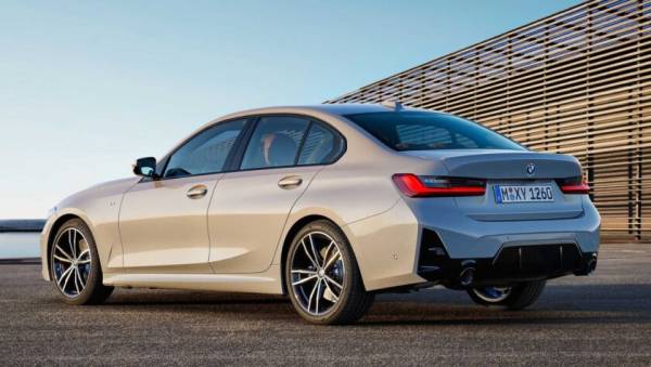 Рестайлинг BMW 3-серии G20: новый салон и фейслифтинг 108 ccb6ca4e4064857fcd029cfeab615667