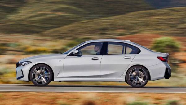 Рестайлинг BMW 3-серии G20: новый салон и фейслифтинг 112 ec21ff4307898b38813f81f77f358363