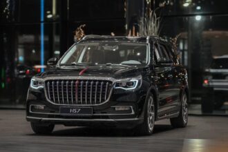 Hongqi HS7