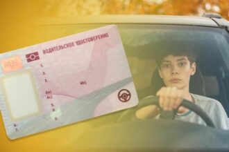 скольких лет можно сдавать на права
